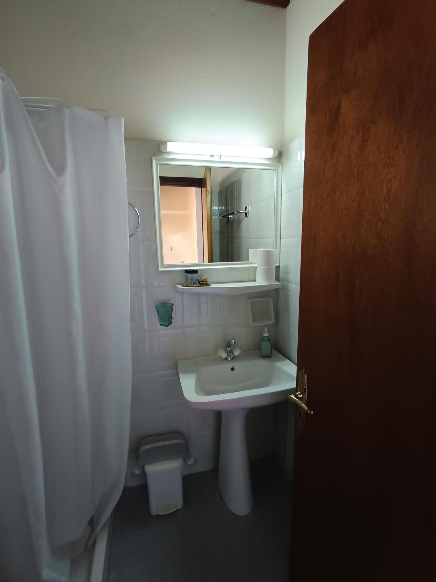 2 Alonia Otel Anatoliki Frangista Oda fotoğraf