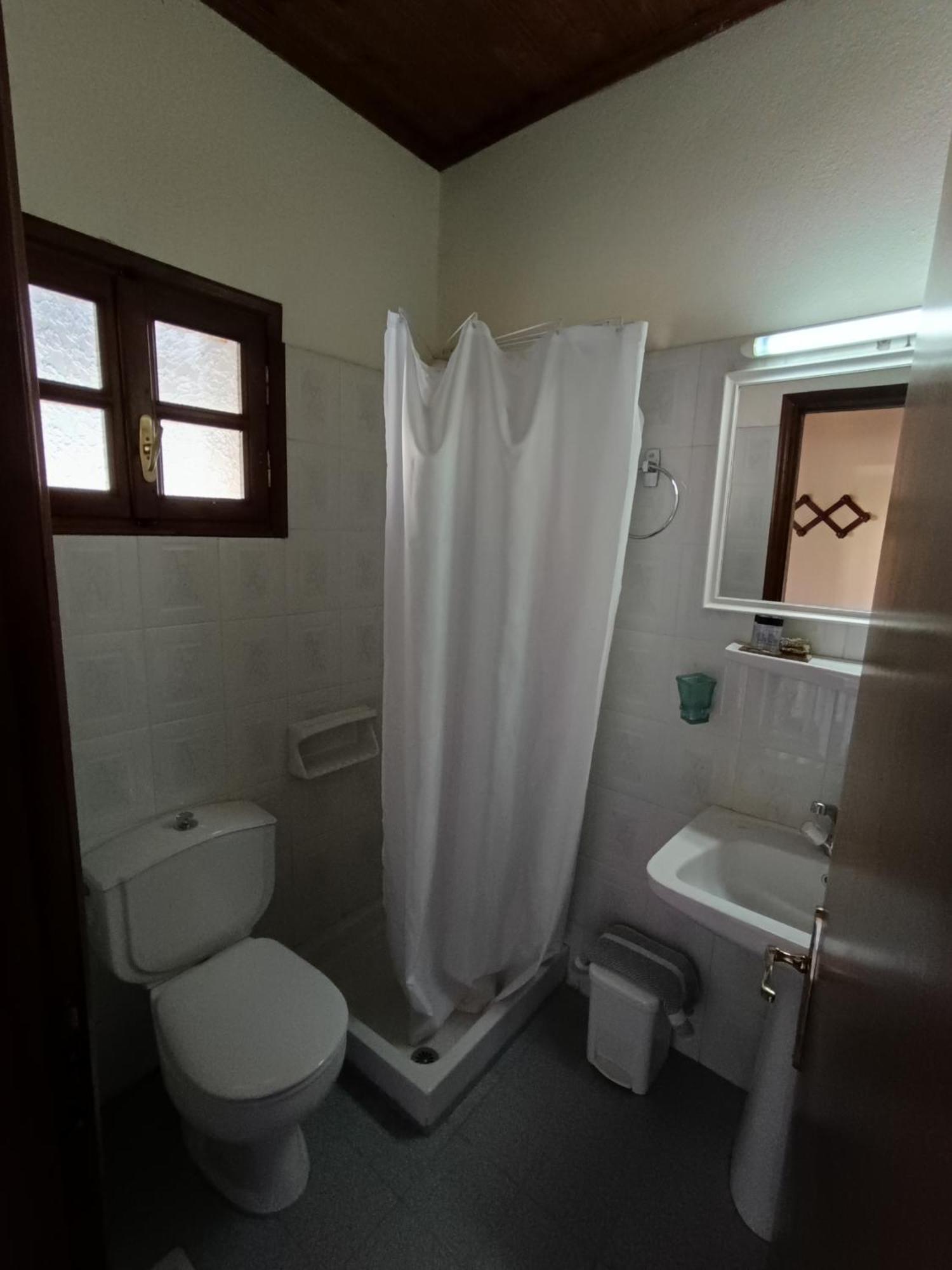 2 Alonia Otel Anatoliki Frangista Oda fotoğraf
